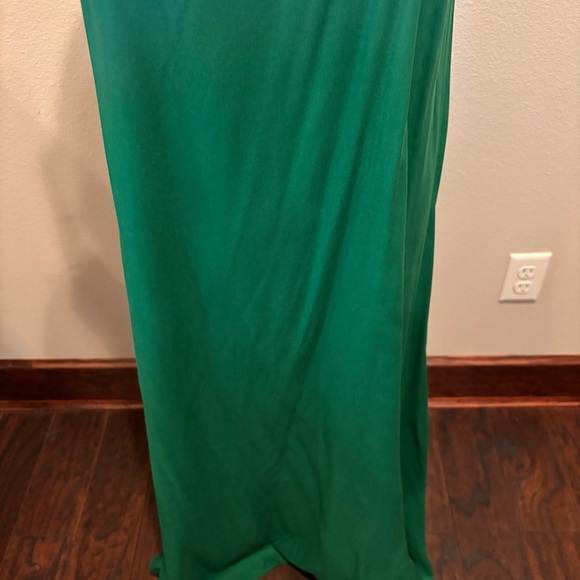 Vince Camuto Sleeveless Ruffled Strap Maxi Dress,Medium,Easter Summer Party Chic - Picture 5 of 11